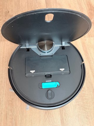 Robot aspirador Cecotec Conga 3790 con accesorios