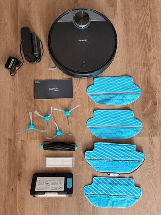 Robot aspirador Cecotec Conga 3790 con accesorios