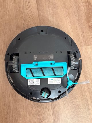 Robot aspirador Cecotec Conga 3790 con accesorios