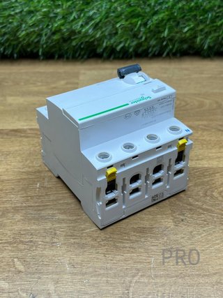 Interruptor Diferencial A9Z21440 Schneider Electric