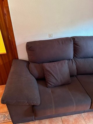 Sofá chaise longue marrón tela