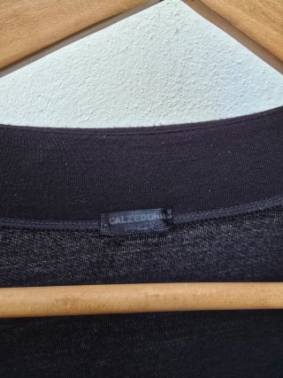 Vestido negro V escote lentejuelas