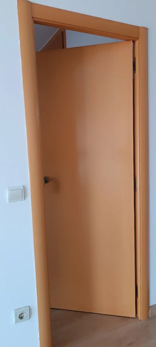 Se regalan puertas de madera interior