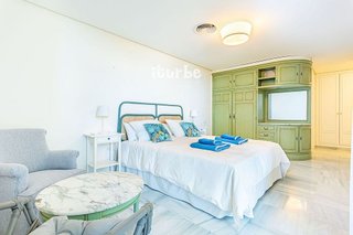 Ático en alquiler en Playa Bajadilla-Puertos en Marbella