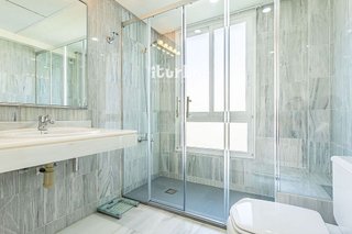 Ático en alquiler en Playa Bajadilla-Puertos en Marbella