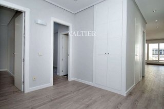Ático en alquiler en Recoletos en Madrid