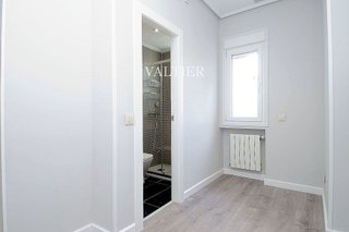 Ático en alquiler en Recoletos en Madrid