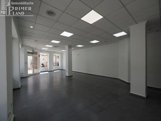 Local comercial en alquiler en Tomelloso
