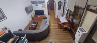 Se alquila habitación .