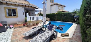 Chalet en venta en Campos de Golf - Villa Martin - Los Dolses en Orihuela