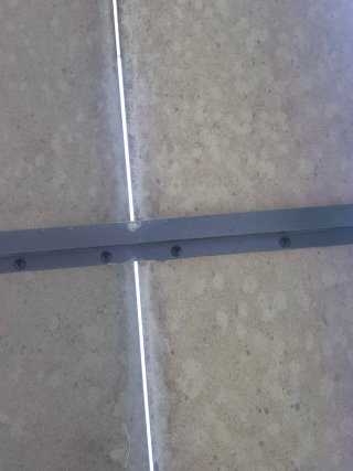 Mesa de exterior metal y madera