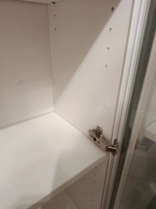 Librería Billy Ikea con puertas cristal