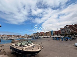 Local comercial en venta en Centro en Gijón