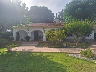 Chalet en alquiler en Cabo de las Huertas en Alicante