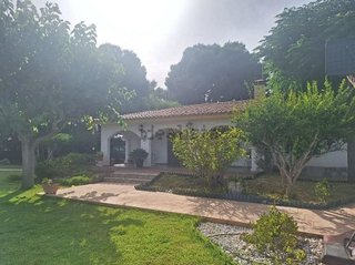 Chalet en alquiler en Cabo de las Huertas en Alicante