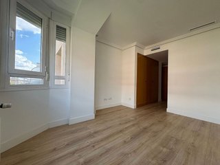 Piso en alquiler en Nueva España en Madrid