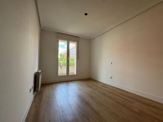 Piso en alquiler en Nueva España en Madrid