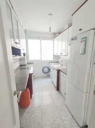 Piso en alquiler en El Juncal - Av. de la Paz en Sevilla