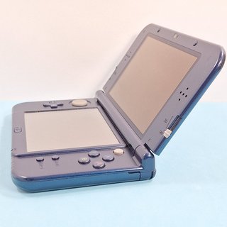 New Nintendo 3DS XL Blu