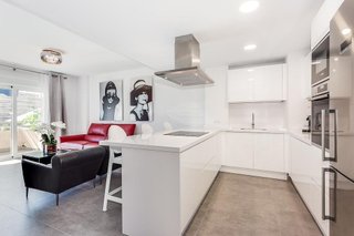 Piso en alquiler en Puerto Banús en Marbella