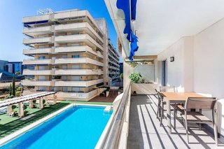 Piso en alquiler en Puerto Banús en Marbella