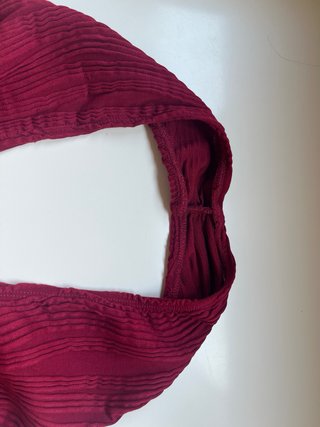 Top halter crop burdeos de espalda descubierta