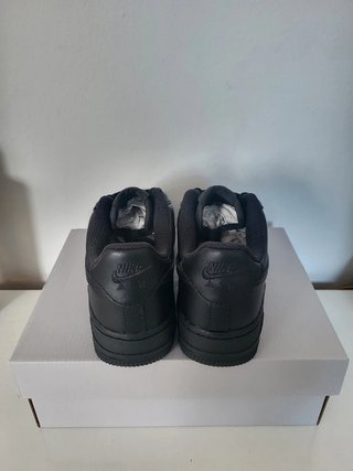 Nike Air Force 1 Negras Talla 39 Auténticas