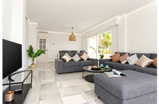 Piso en alquiler en La Puya - La Ermita en Marbella