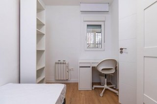 Piso en alquiler en Polígono Cartuja – La Paz en Granada