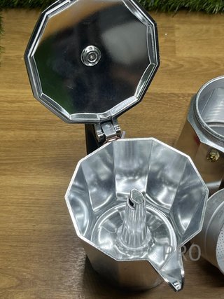 Cafetera italiana de inducción 9 tazas Monix