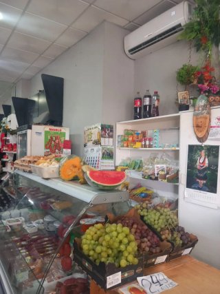 Traspaso de frutería Málaga capital