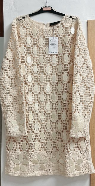 VESTIDO PUNTO CALADO ABALORIOS ZARA