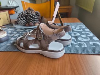 Sandalias Beige y Marrones Mujer