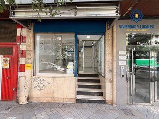 Local comercial en alquiler en Centro - Sagrario en Granada