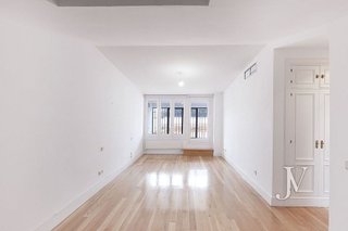 Dúplex en alquiler en Almagro en Madrid