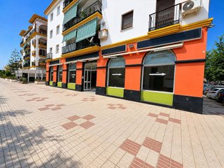Local comercial en alquiler en Viña Málaga en Vélez-Málaga