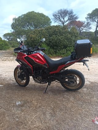 Moto Morini 649 Adventure Roja