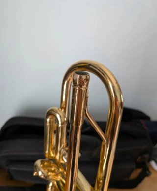Trompeta Yamaha YTR-2330