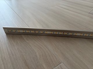 Lámpara LED Cromada Metal