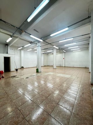 Local comercial en alquiler en Sanfeliu en Hospitalet de Llobregat, L´