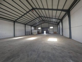 Nave industrial en alquiler en Santa Cruz - Industria - Polígono Campollano en Albacete