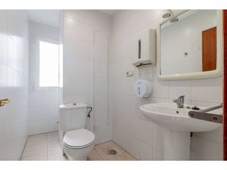 Oficina en alquiler en Berruguete en Madrid