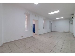 Oficina en alquiler en Berruguete en Madrid