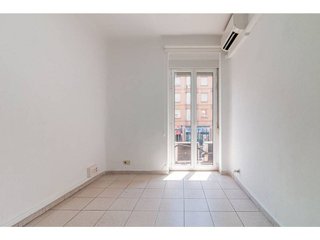 Oficina en alquiler en Berruguete en Madrid