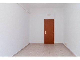 Oficina en alquiler en Berruguete en Madrid