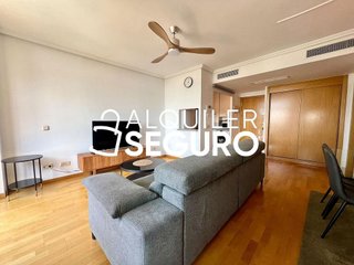 Piso en alquiler en Costillares en Madrid