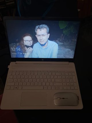 Portátil HP 15s-eq1015ns Gris/Blanco
