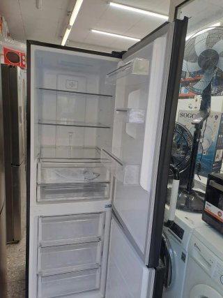 @Nevera Hanseática Negra Combi Una Años Garantía@