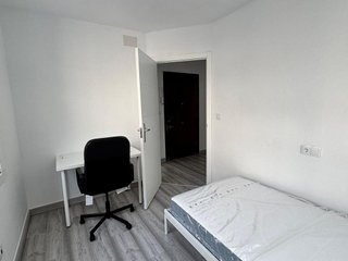 Piso en alquiler en Cuatro Caminos - Plaza de la Cubela en Coruña (A)
