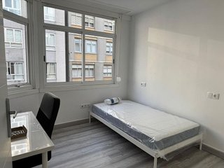 Piso en alquiler en Cuatro Caminos - Plaza de la Cubela en Coruña (A)